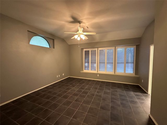 2866 Vacherie Lane, Dallas, TX 75227