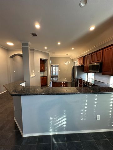 2866 Vacherie Lane, Dallas, TX 75227