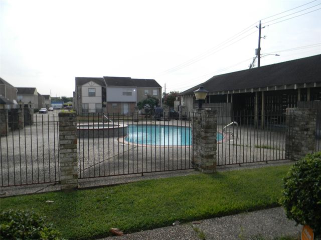 9200 West Bellfort Street 48, Houston, TX 77031