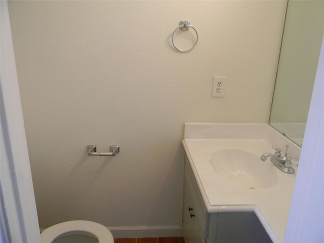9200 West Bellfort Street 48, Houston, TX 77031