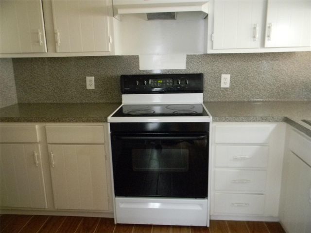 9200 West Bellfort Street 48, Houston, TX 77031