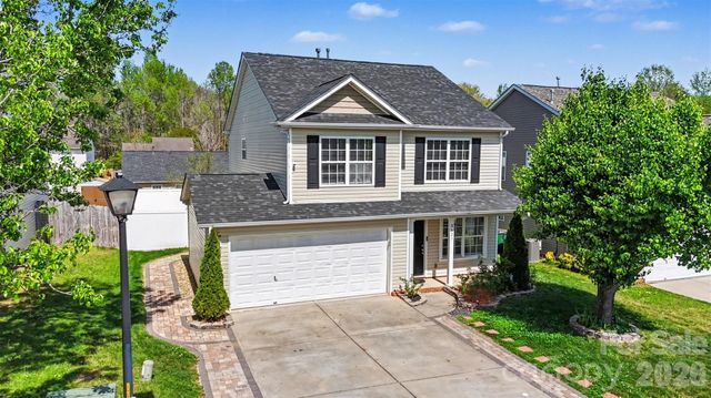 8623 Strider Drive, Charlotte, NC 28212