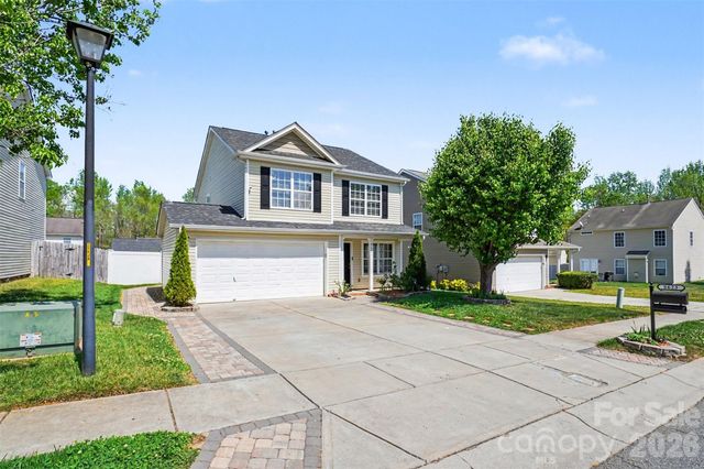 8623 Strider Drive, Charlotte, NC 28212