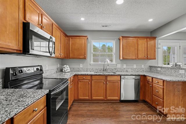 8623 Strider Drive, Charlotte, NC 28212