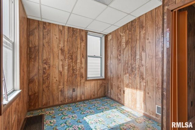 1010 E MONETA Avenue, Peoria Heights, IL 61616