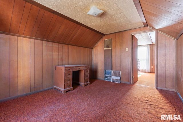 1010 E MONETA Avenue, Peoria Heights, IL 61616