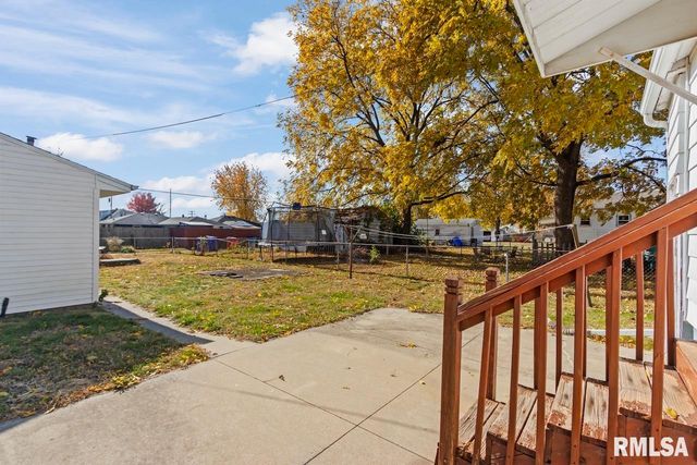 1010 E MONETA Avenue, Peoria Heights, IL 61616