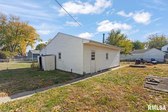 1010 E MONETA Avenue, Peoria Heights, IL 61616