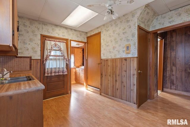 1010 E MONETA Avenue, Peoria Heights, IL 61616