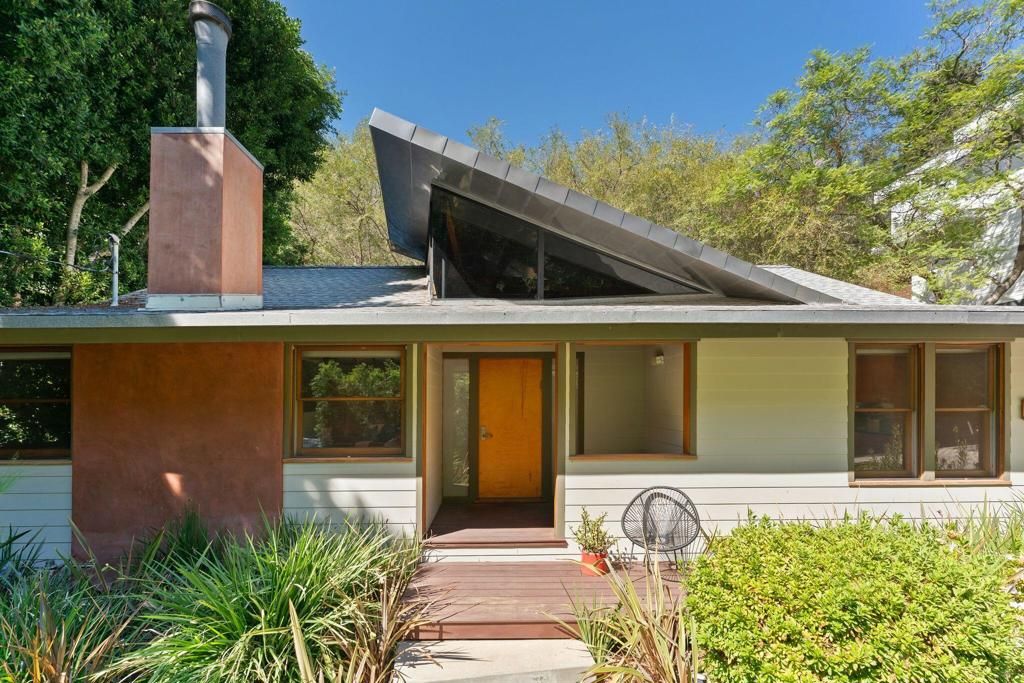 10335 Oletha Lane, Los Angeles, CA 90077 — photo 2