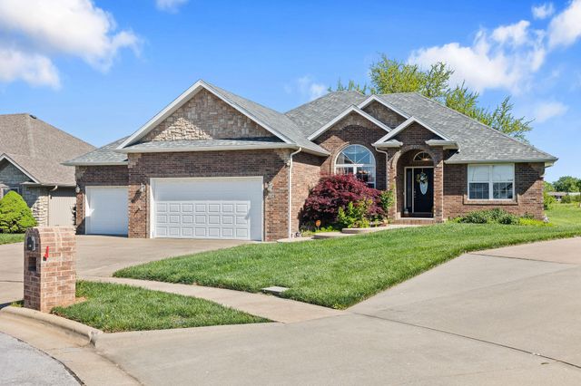621 W Meadowgate Drive, Springfield, MO 65803