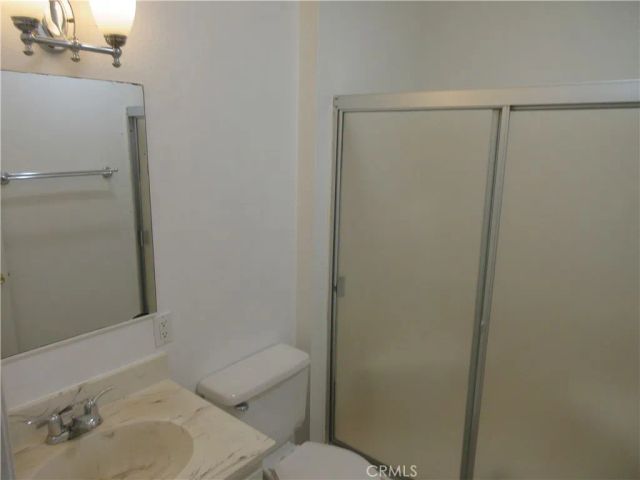 8865 Independence Avenue 26, Canoga Park, CA 91304