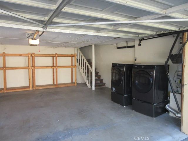 8865 Independence Avenue 26, Canoga Park, CA 91304