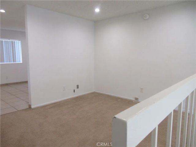 8865 Independence Avenue 26, Canoga Park, CA 91304