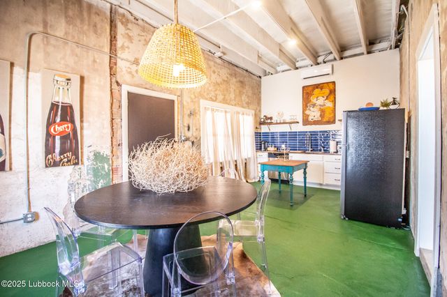 902 Buddy Holly Avenue, Lubbock, TX 79401