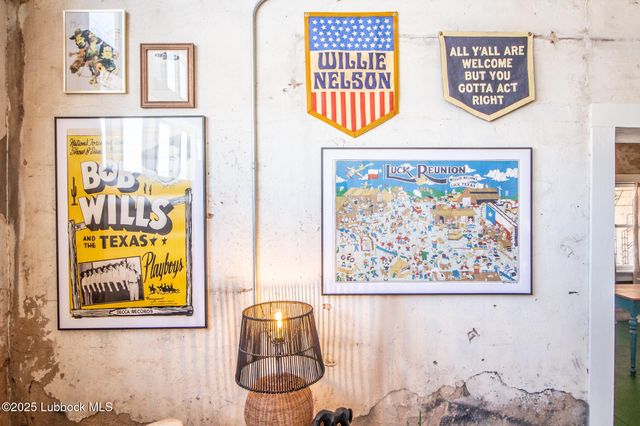 902 Buddy Holly Avenue, Lubbock, TX 79401