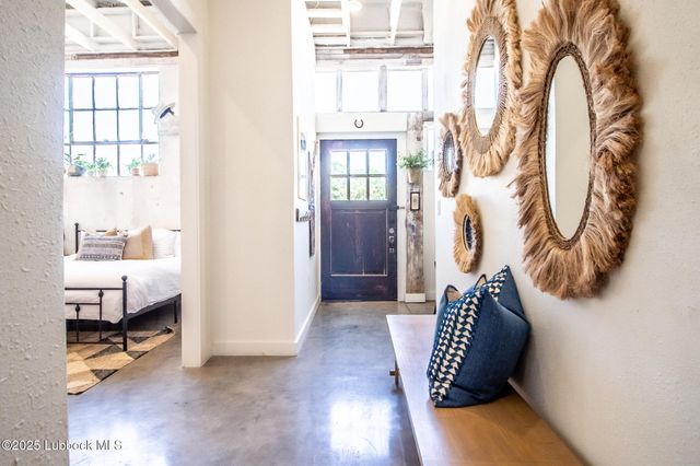 902 Buddy Holly Avenue, Lubbock, TX 79401