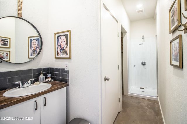 902 Buddy Holly Avenue, Lubbock, TX 79401