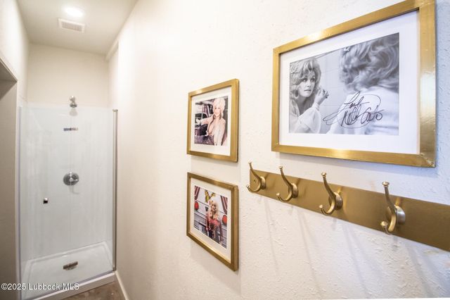 902 Buddy Holly Avenue, Lubbock, TX 79401