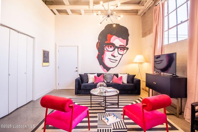 902 Buddy Holly Avenue, Lubbock, TX 79401