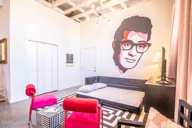 902 Buddy Holly Avenue, Lubbock, TX 79401