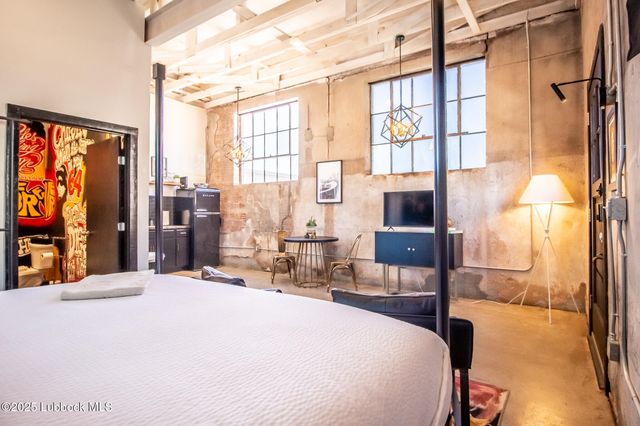 902 Buddy Holly Avenue, Lubbock, TX 79401