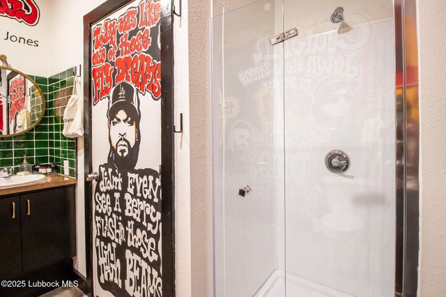 902 Buddy Holly Avenue, Lubbock, TX 79401