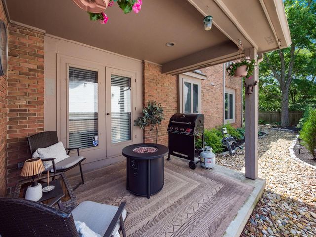 8475 Gullane Court, Dublin, OH 43017