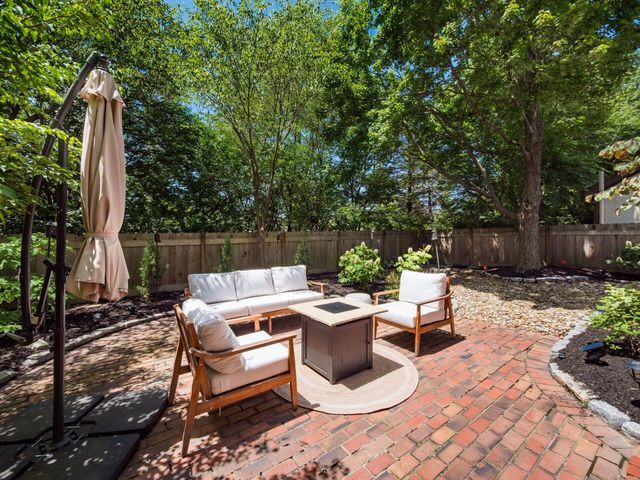 8475 Gullane Court, Dublin, OH 43017