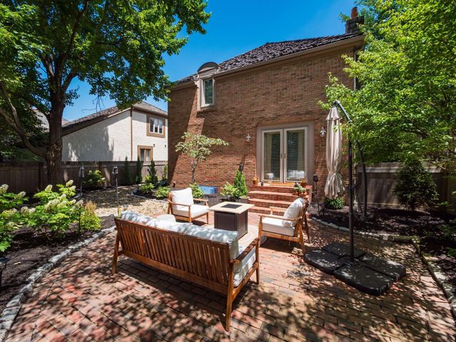 8475 Gullane Court, Dublin, OH 43017