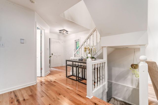 8475 Gullane Court, Dublin, OH 43017
