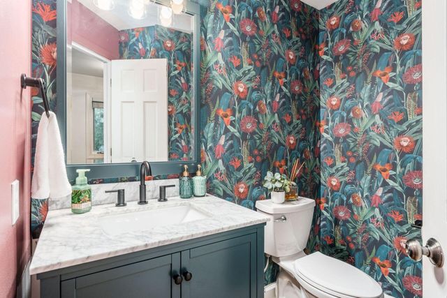 8475 Gullane Court, Dublin, OH 43017