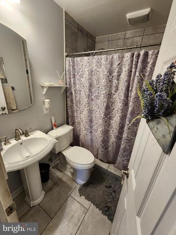 158 MARSHALL AVE, Hamilton, NJ 08619