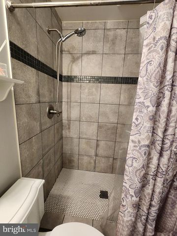 158 MARSHALL AVE, Hamilton, NJ 08619
