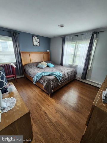 158 MARSHALL AVE, Hamilton, NJ 08619