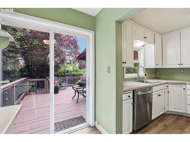 2340 Ne 60TH Ave, Portland, OR 97213