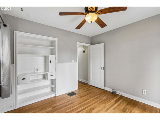 2340 Ne 60TH Ave, Portland, OR 97213