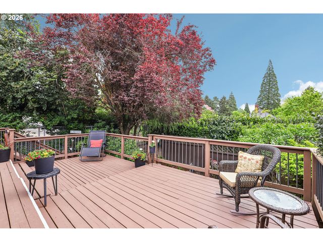 2340 Ne 60TH Ave, Portland, OR 97213