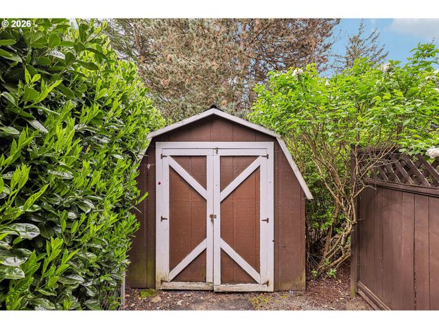 2340 Ne 60TH Ave, Portland, OR 97213