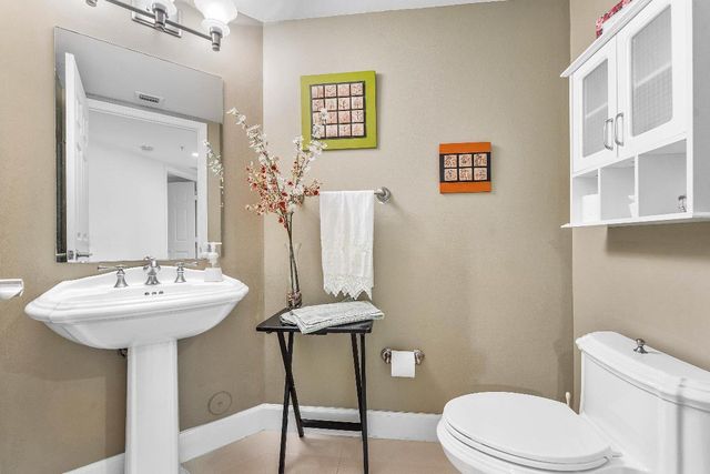 411 N New River Drive 401, Fort Lauderdale, FL 33301