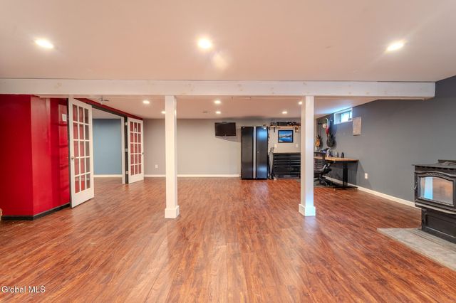 378 Burden Lake Road, Schodack, NY 12061