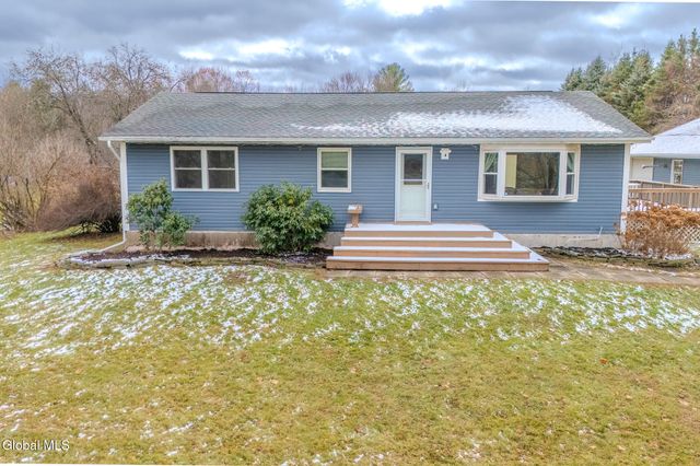 378 Burden Lake Road, Schodack, NY 12061