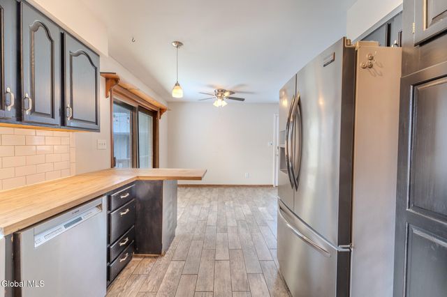 378 Burden Lake Road, Schodack, NY 12061