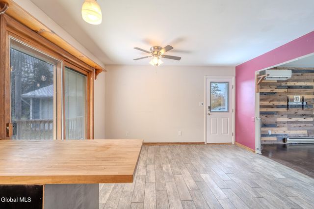 378 Burden Lake Road, Schodack, NY 12061