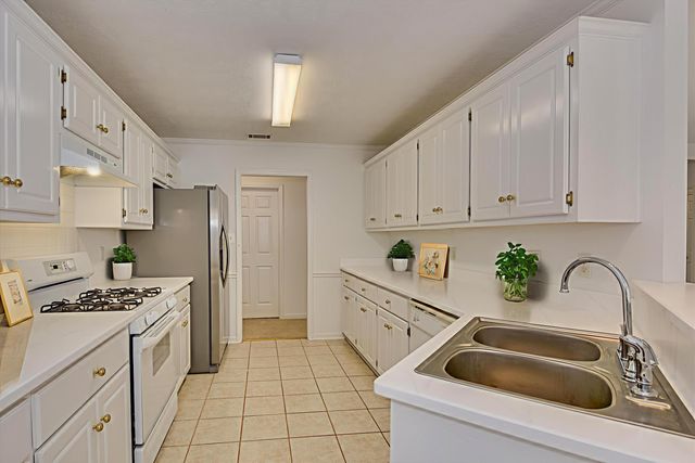 1008 Storey Mill Court, Hephzibah, GA 30815