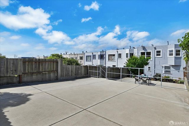 1618 40th Avenue, San Francisco, CA 94122