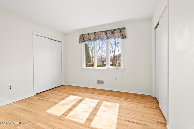 9 Abis Place, West Long Branch, NJ 07764