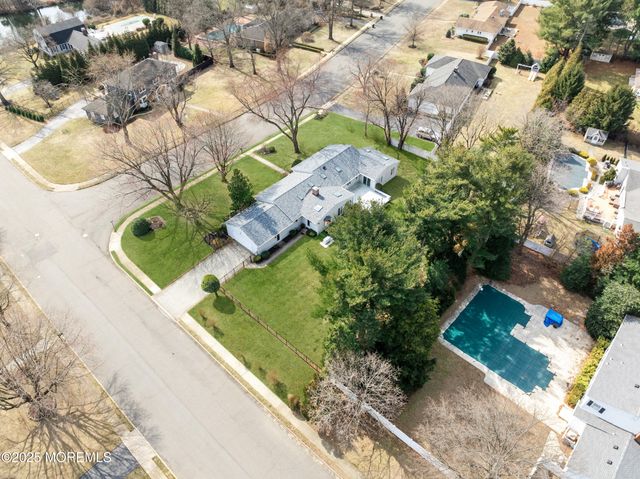 9 Abis Place, West Long Branch, NJ 07764