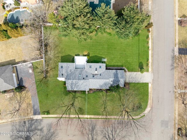 9 Abis Place, West Long Branch, NJ 07764
