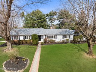 9 Abis Place, West Long Branch, NJ 07764